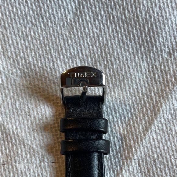 Timex Silver and Black Leather Watch - Picture 7 of 7